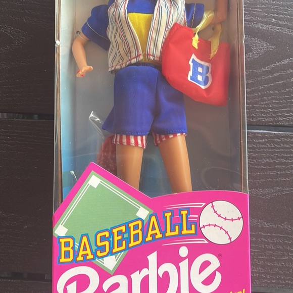 Vintage 19912 Target Exclusive Baseball a Barbie Doll ⚾️🧢 - Picture 3 of 12